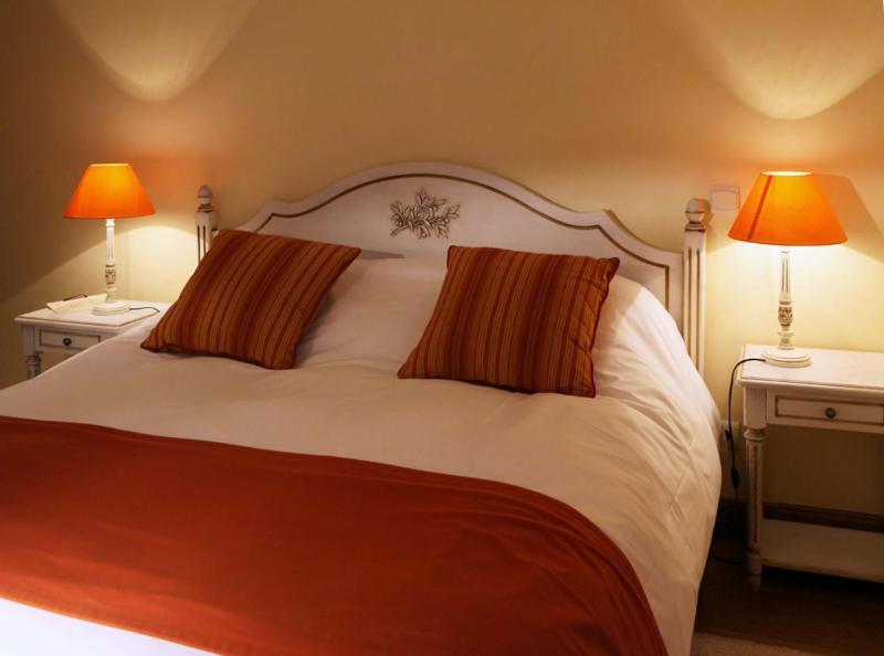 Domaine Saint-Roch Hotel Spa Salzuit ภายนอก รูปภาพ