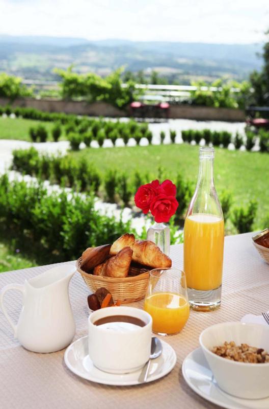 Domaine Saint-Roch Hotel Spa Salzuit ภายนอก รูปภาพ