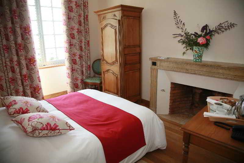 Domaine Saint-Roch Hotel Spa Salzuit ภายนอก รูปภาพ